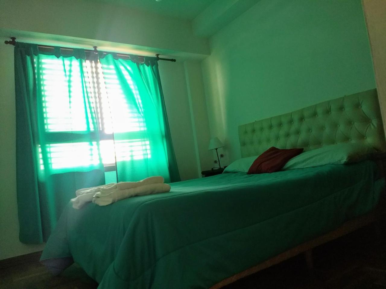Departamento Plaza Moreno Con Balcon ラプラタ エクステリア 写真